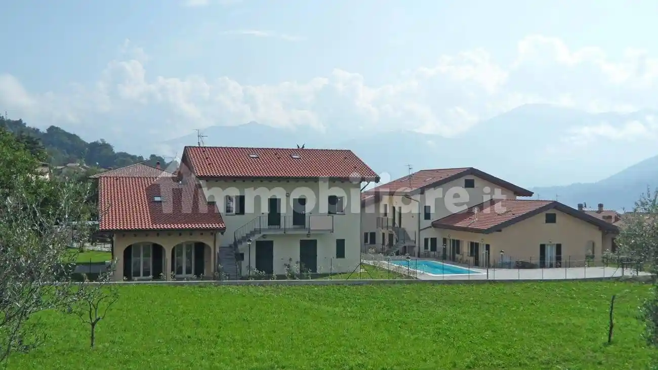 Appartamento in vendita a Tremezzina