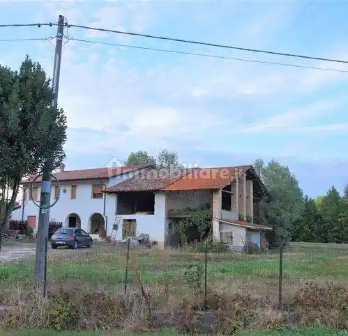 Rustico - Casale in vendita a Gruaro