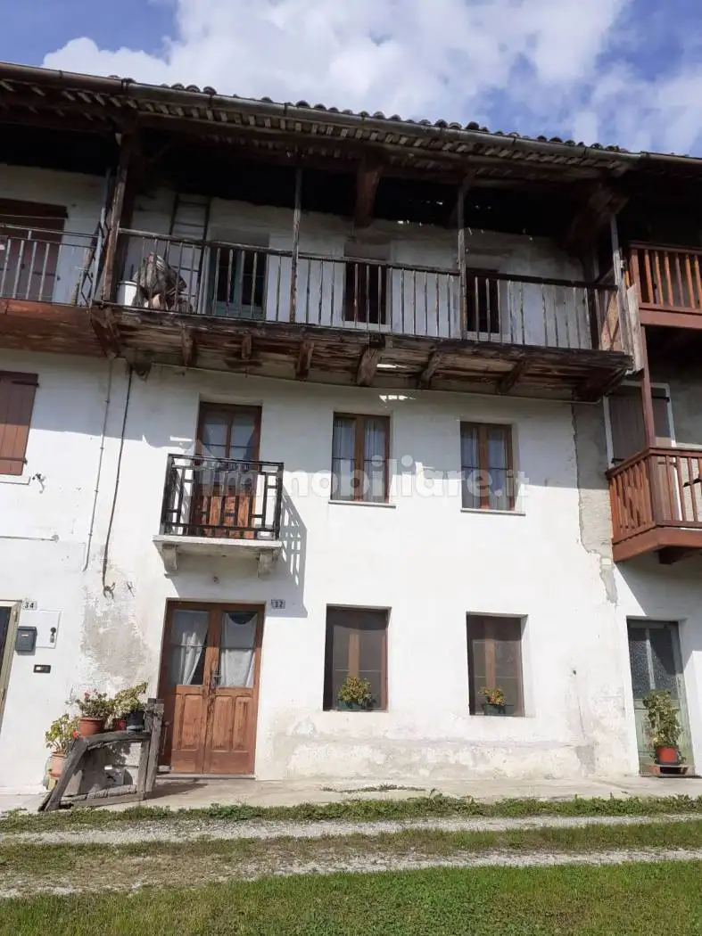 Palazzo - Edificio in vendita a Pedavena