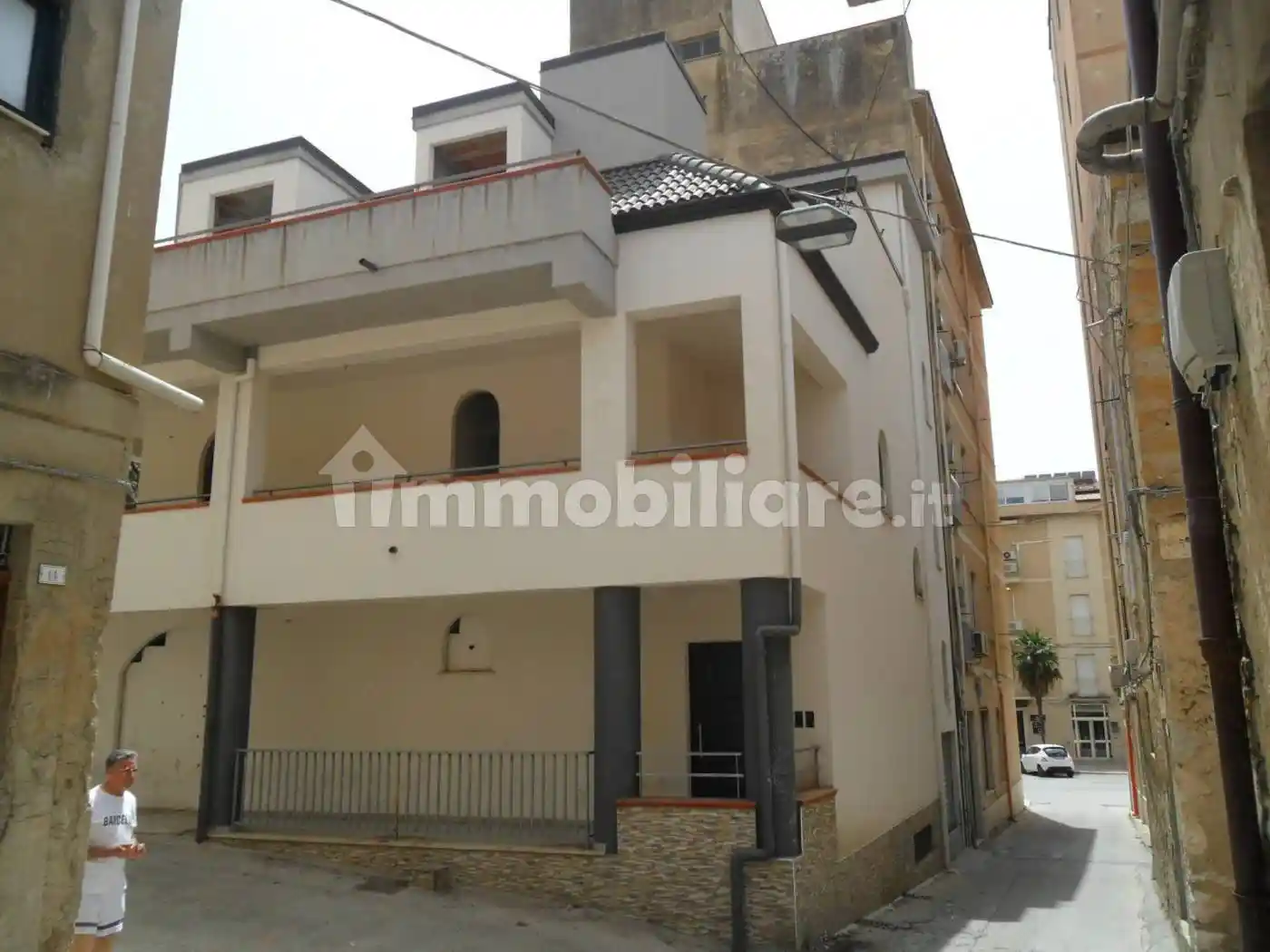 Palazzo - Edificio in vendita a Canicattì