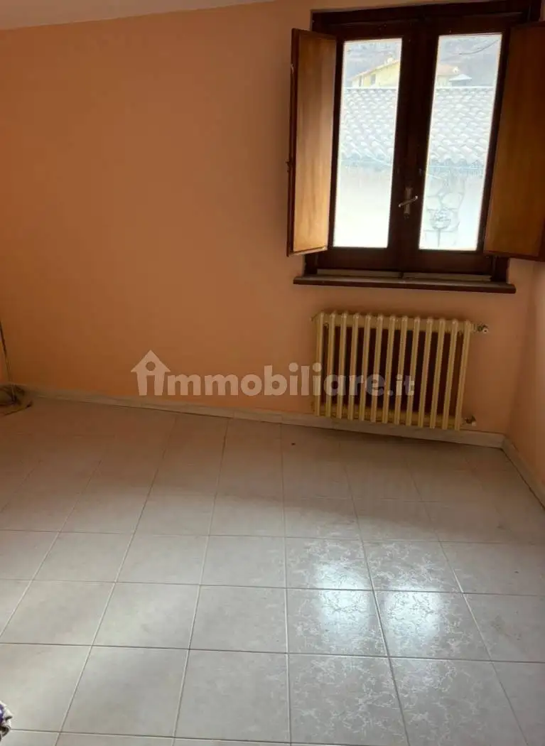 Appartamento in affitto a Tornimparte