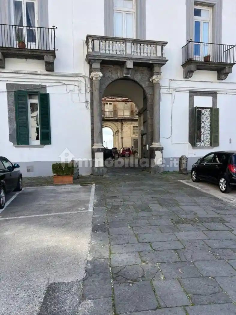 Appartamento in affitto a Napoli