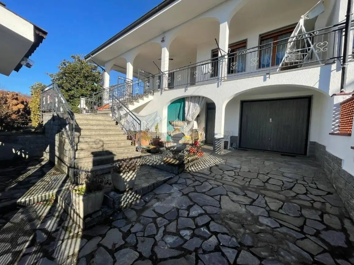 Villa bifamiliare Strada vecchia per aglie' 24, Centro, Cuceglio - foto 4