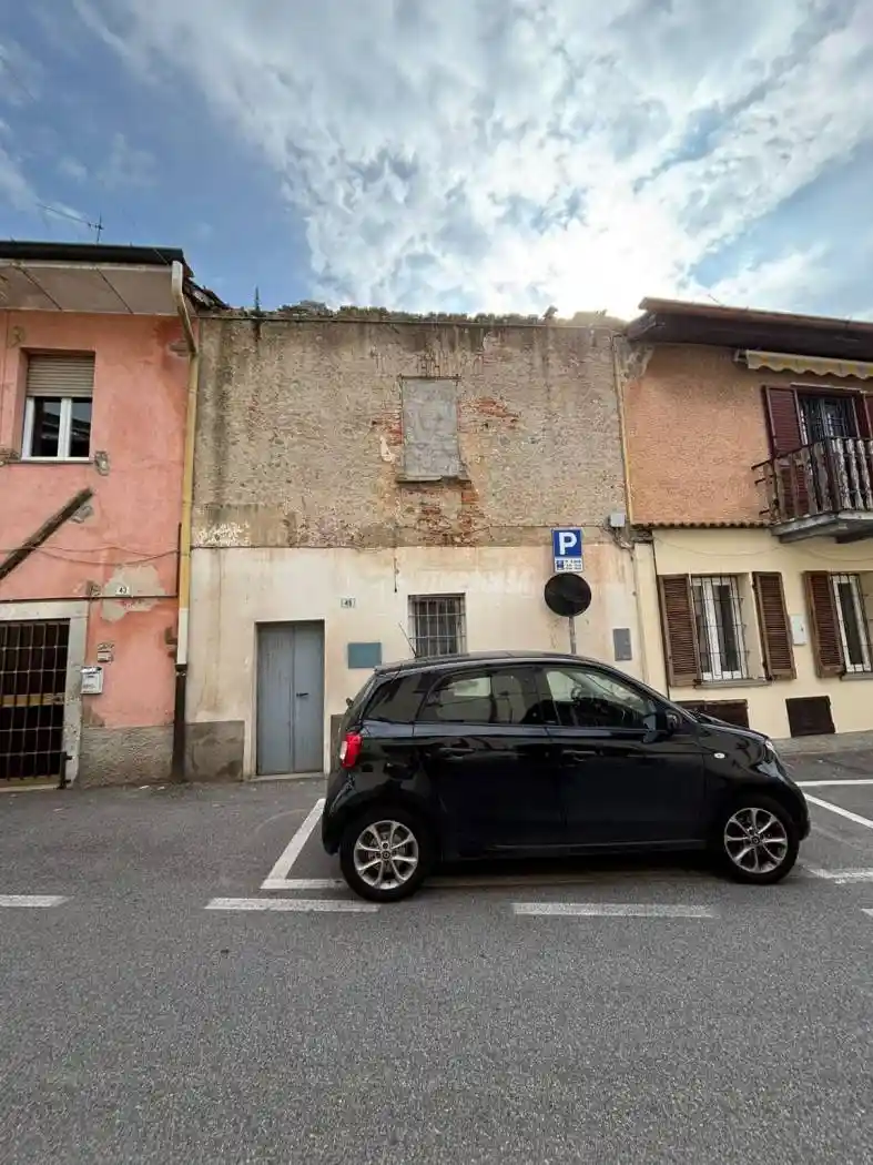 Appartamento in vendita a Trezzano Rosa