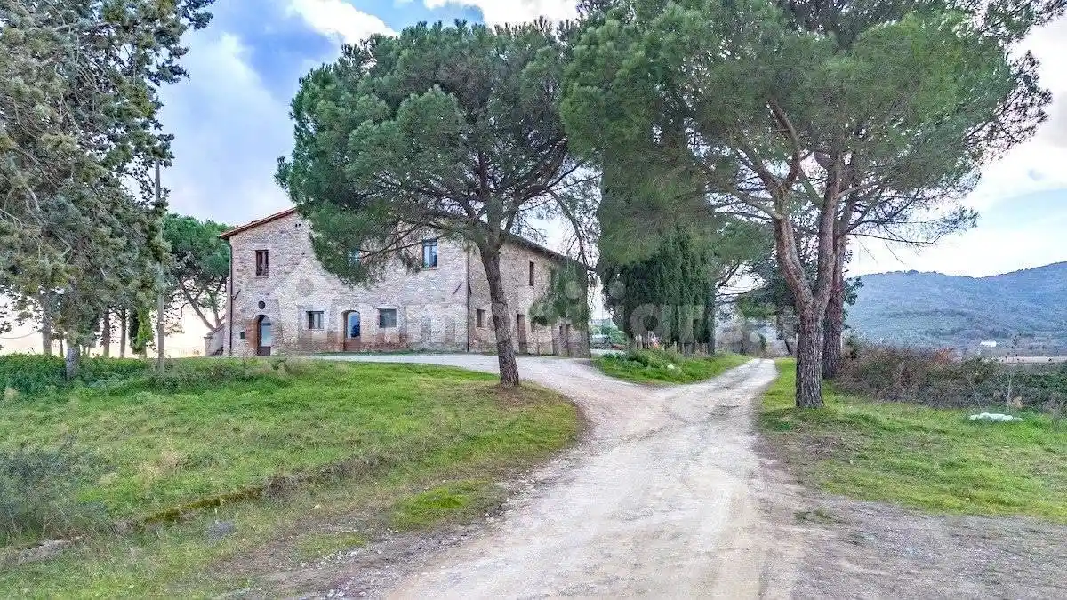 Rustico - Casale in vendita a Panicale