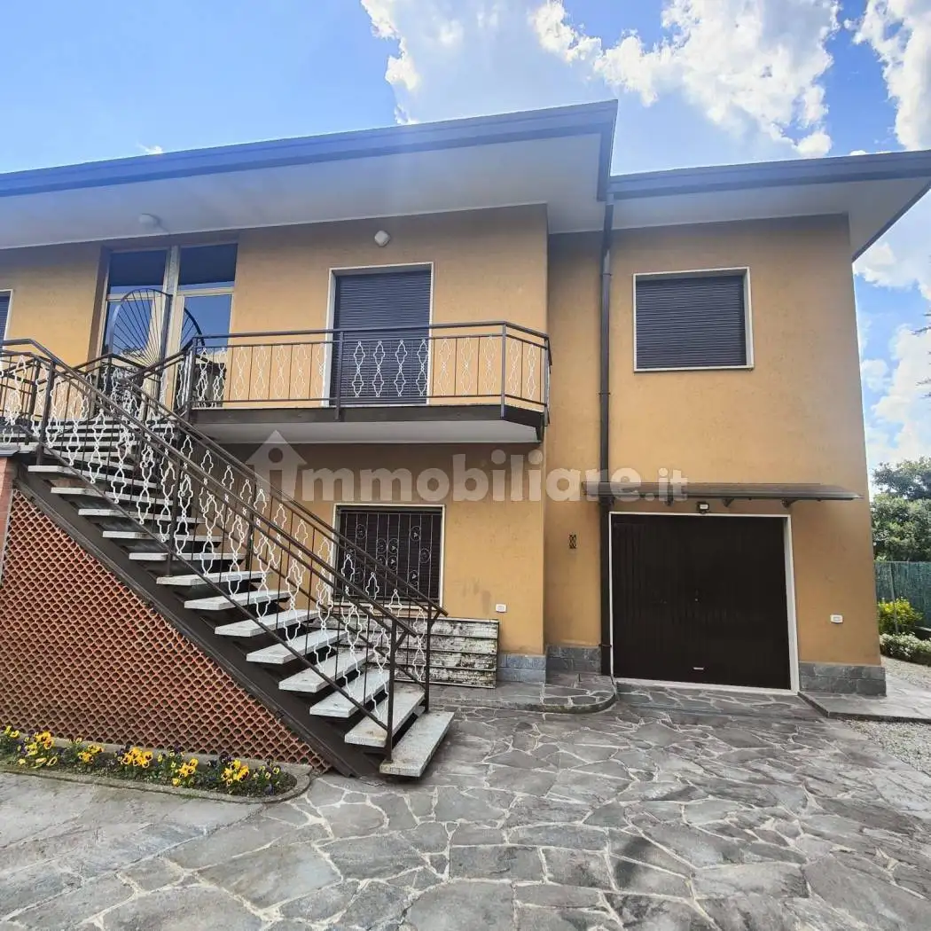 Villa bifamiliare via Calchirola 9, Centro, Bosisio Parini - foto 2