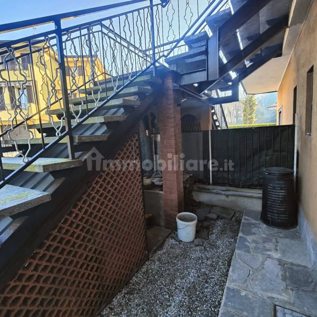 Villa bifamiliare via Calchirola 9, Centro, Bosisio Parini - foto 5