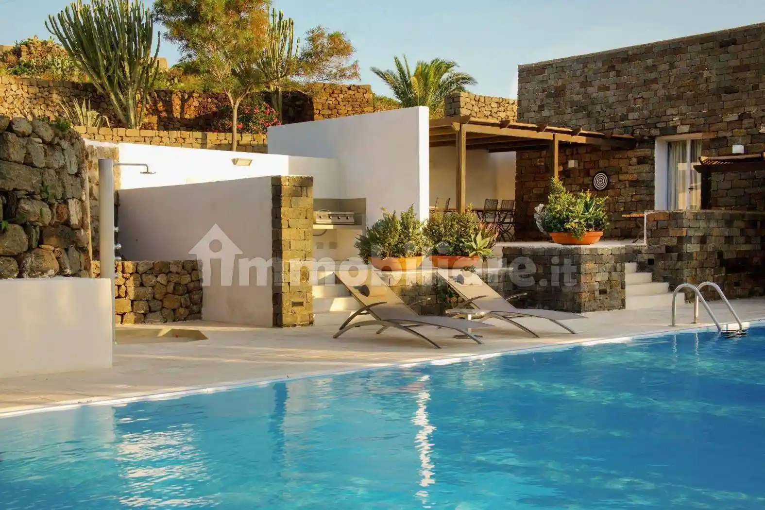 Rustico - Casale in vendita a Pantelleria