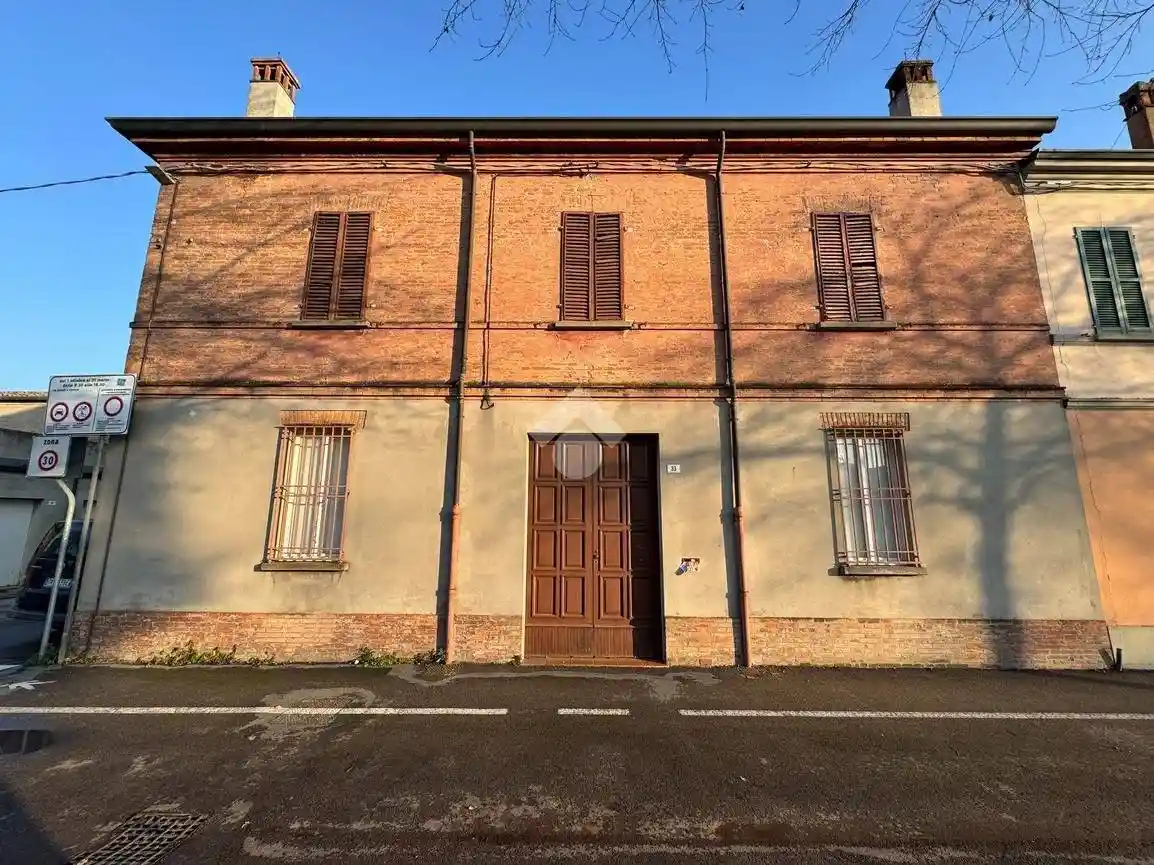 Casa indipendente in vendita a Lugo