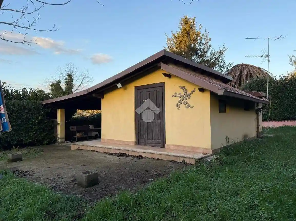 Rustico - Casale in vendita a Zagarolo