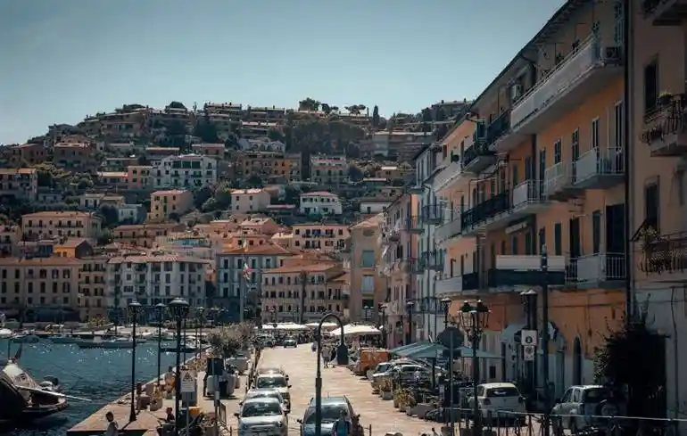Palazzo - Edificio in vendita a Monte Argentario