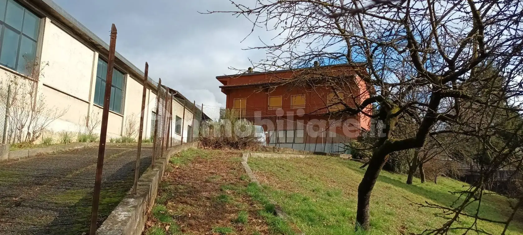 Villa in vendita a Rogeno