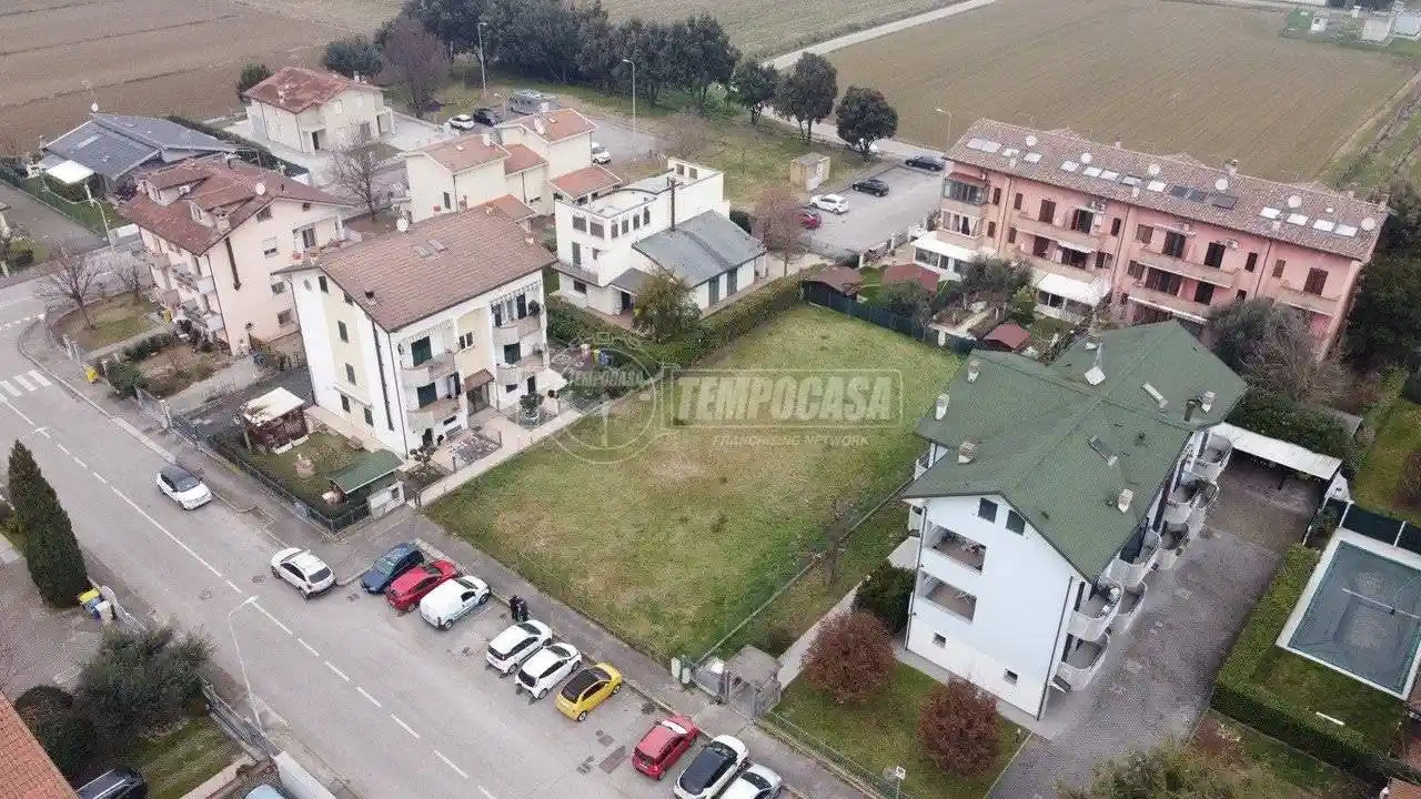 Palazzo - Edificio in Vendita - foto 2