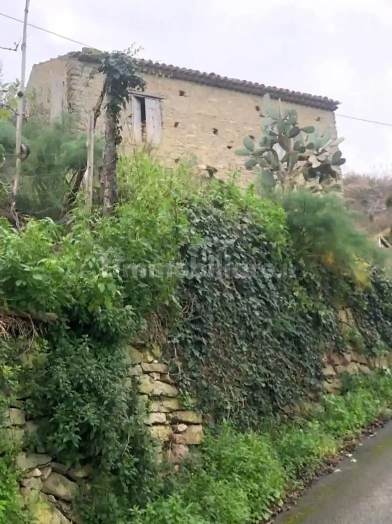 Casale via Caveria, Basicò - foto 2