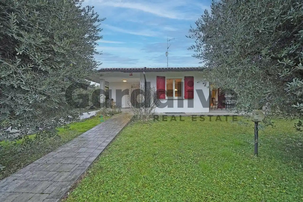 Casa indipendente in vendita a Calvagese della Riviera