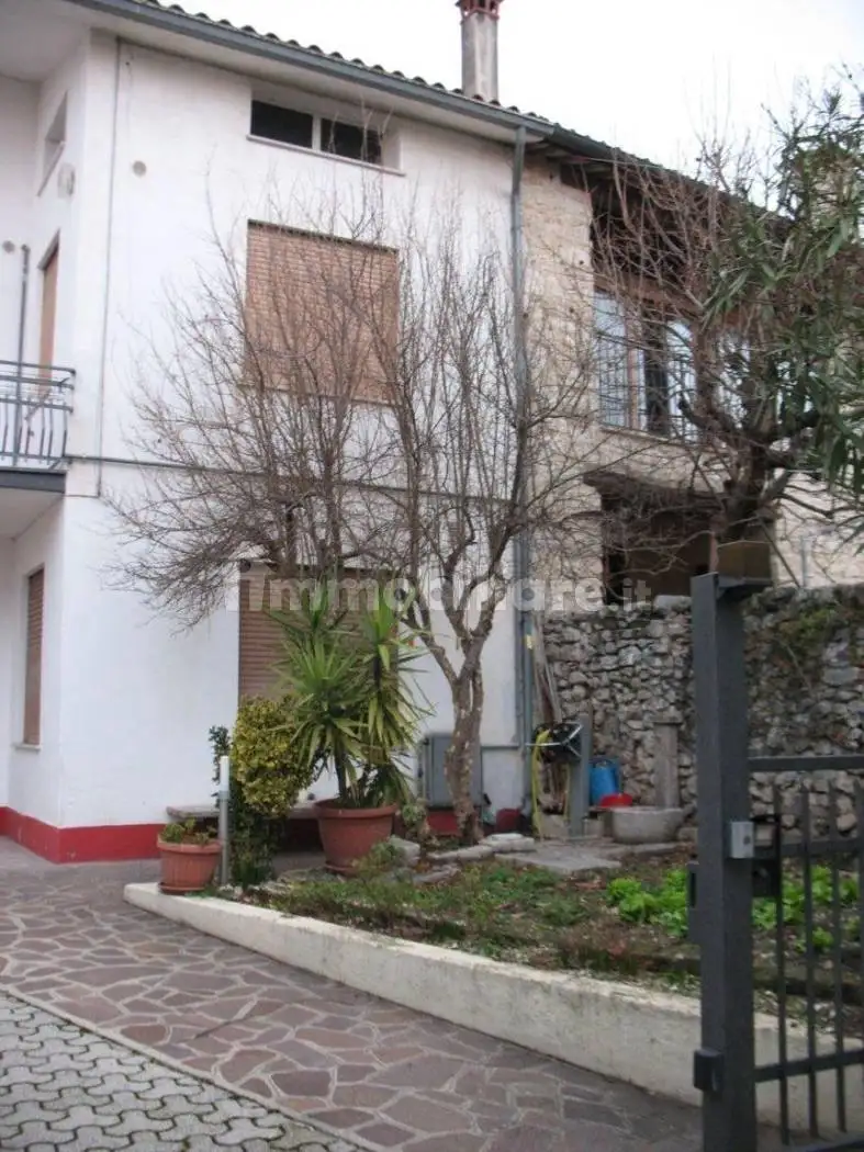 Terratetto unifamiliare via Monte Grappa, Centro, Borso del Grappa - foto 3