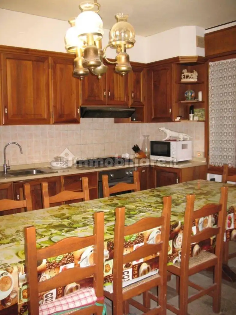 Terratetto unifamiliare via Monte Grappa, Centro, Borso del Grappa - foto 4