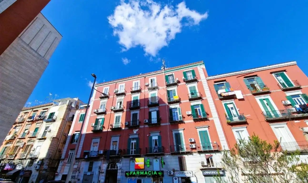 Appartamento in vendita a Napoli
