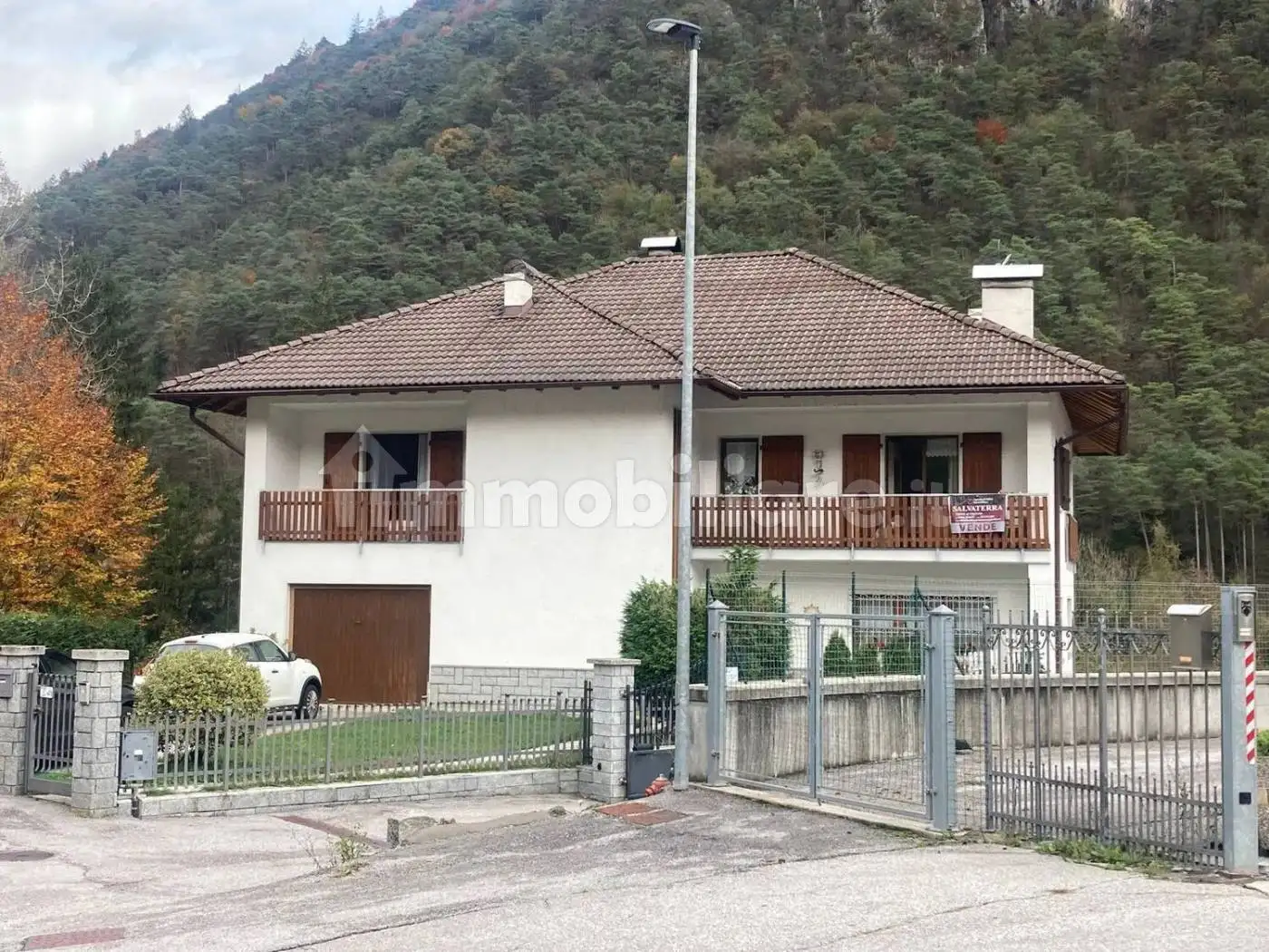 Villa in vendita a Tione di Trento