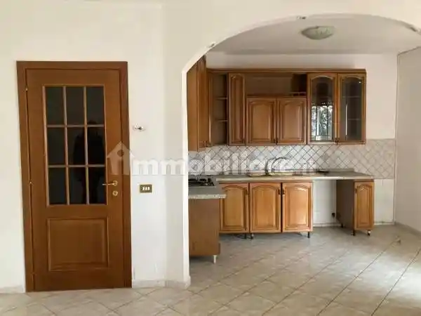 Appartamento in vendita a Cisterna di Latina