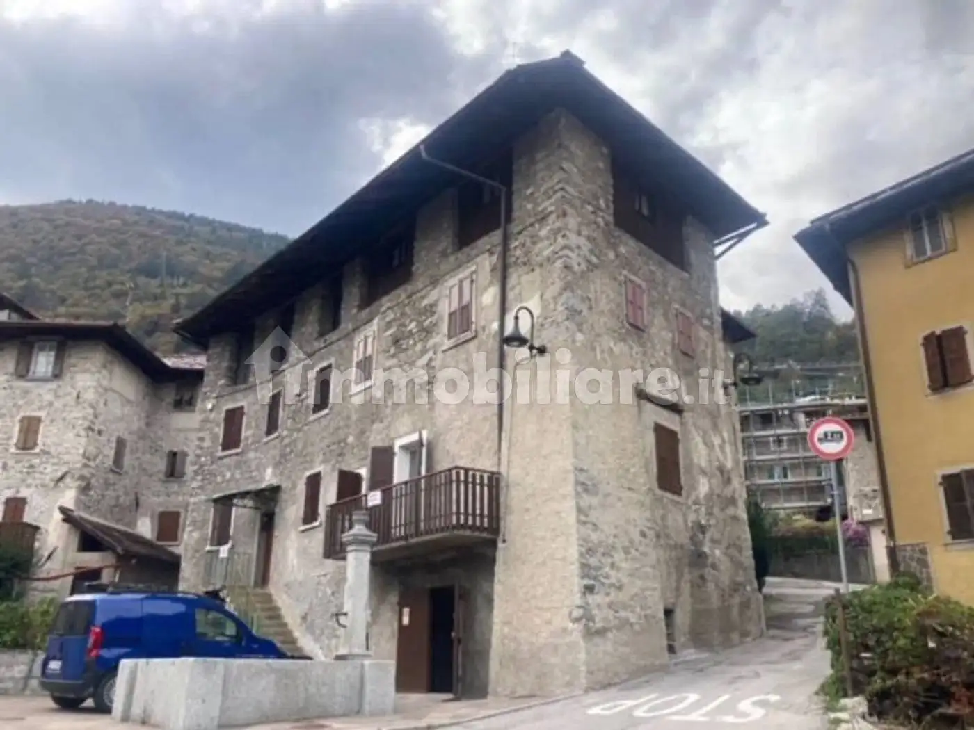 Villa in vendita a Tione di Trento