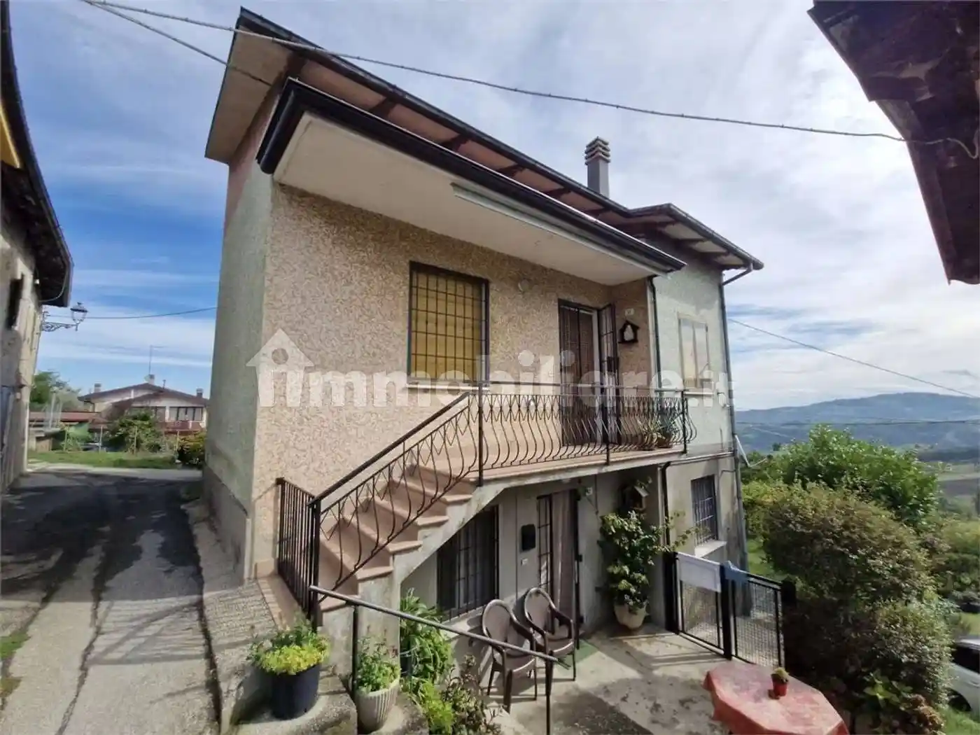 Villa in vendita a Serramazzoni