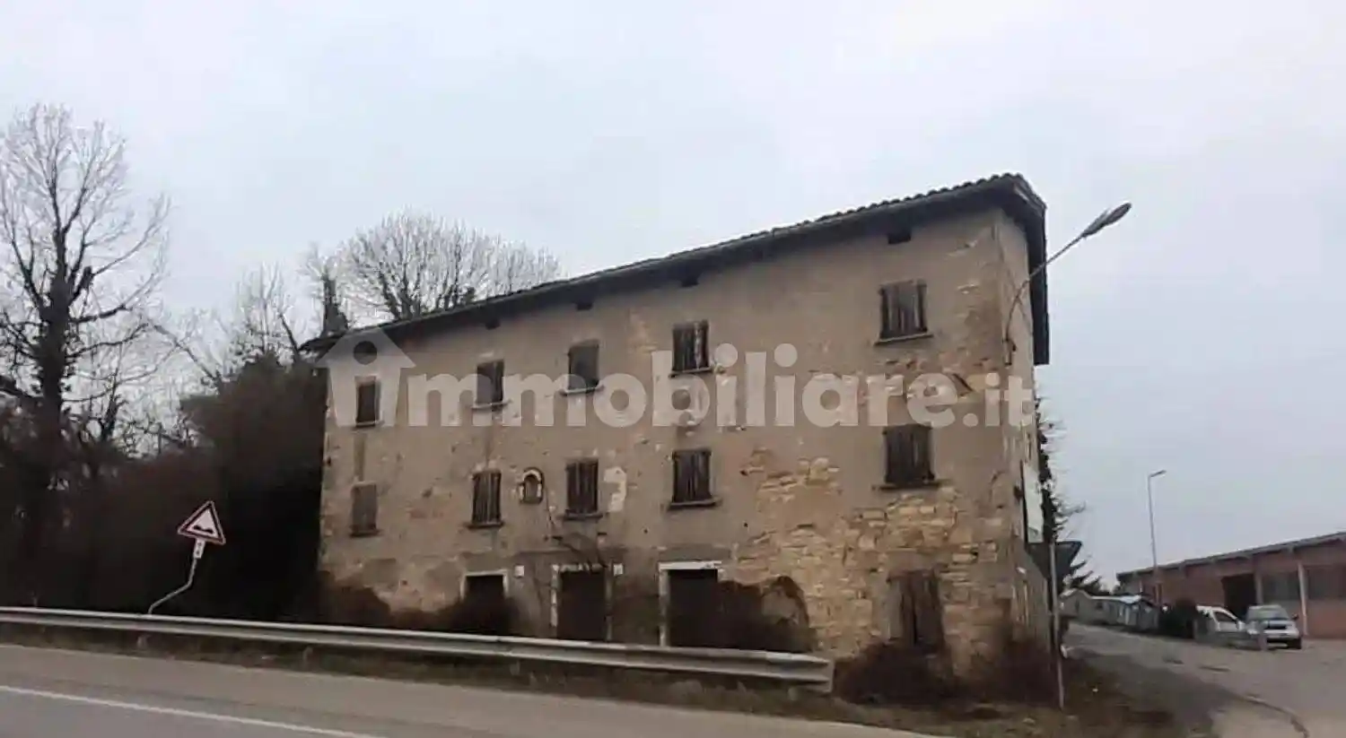 Rustico - Casale in vendita a Serramazzoni