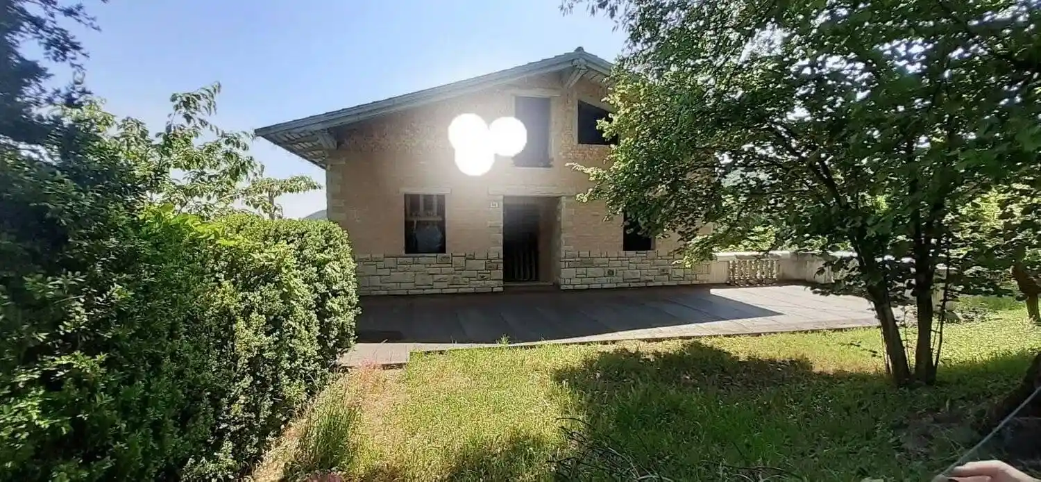 Villa in vendita a Serramazzoni