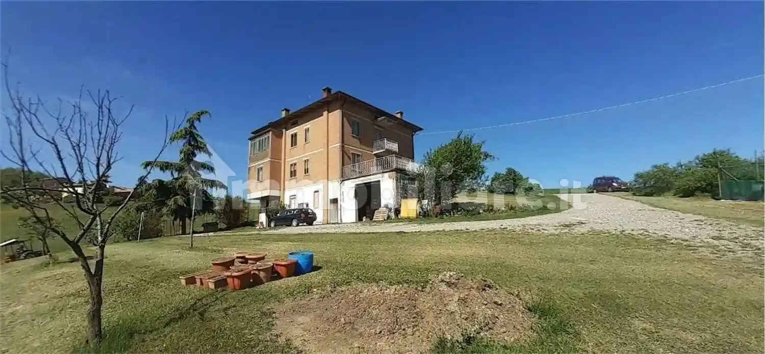 Villa in vendita a Marano sul Panaro