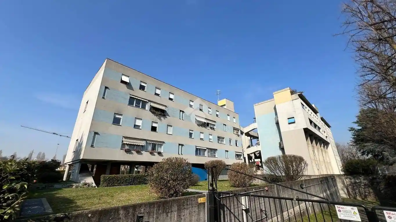 Appartamento in vendita a Novate Milanese
