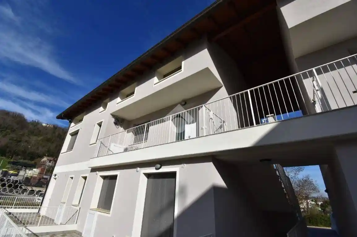 Appartamento in vendita a Montescudo - Montecolombo