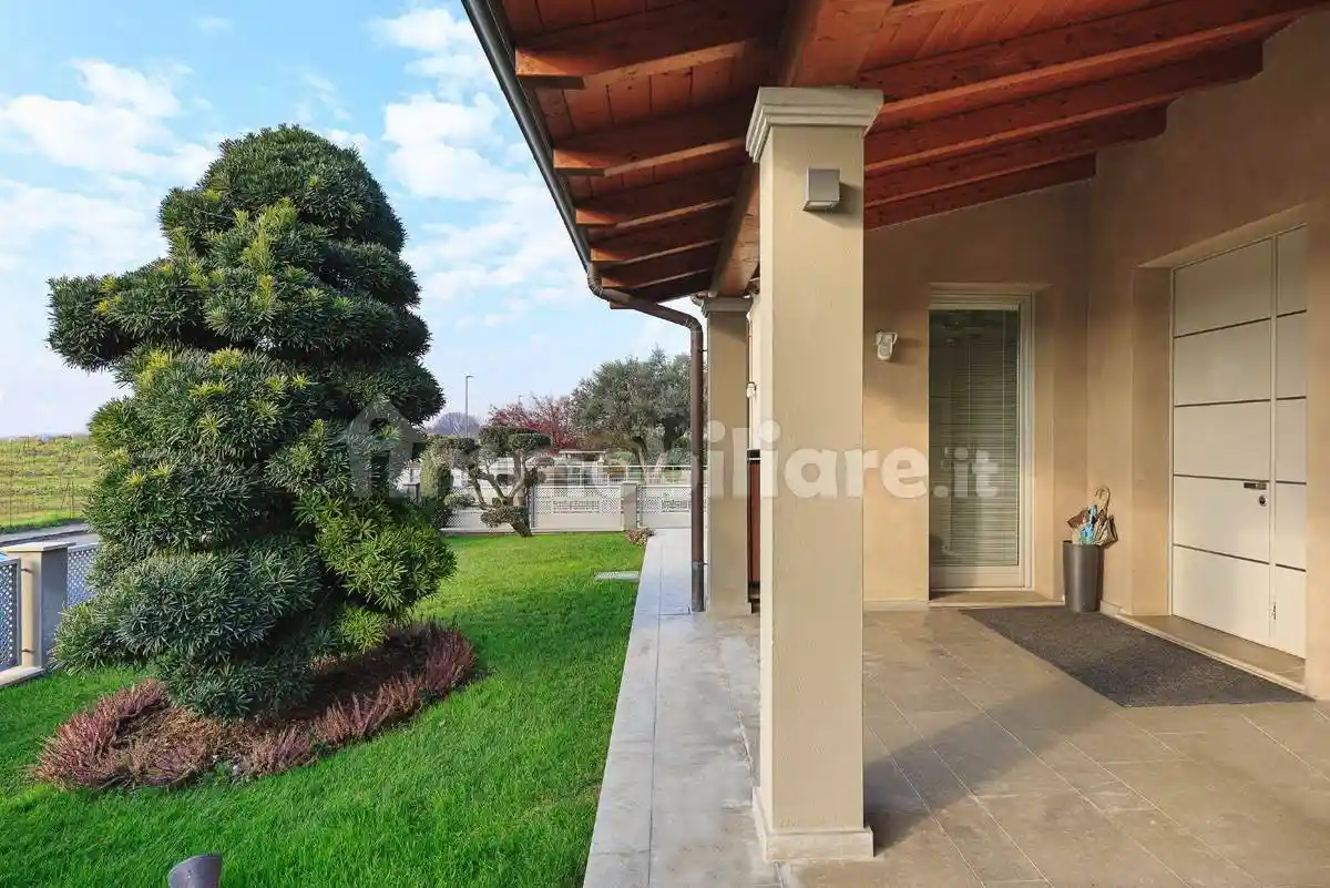 Villa in vendita a Castell'Arquato