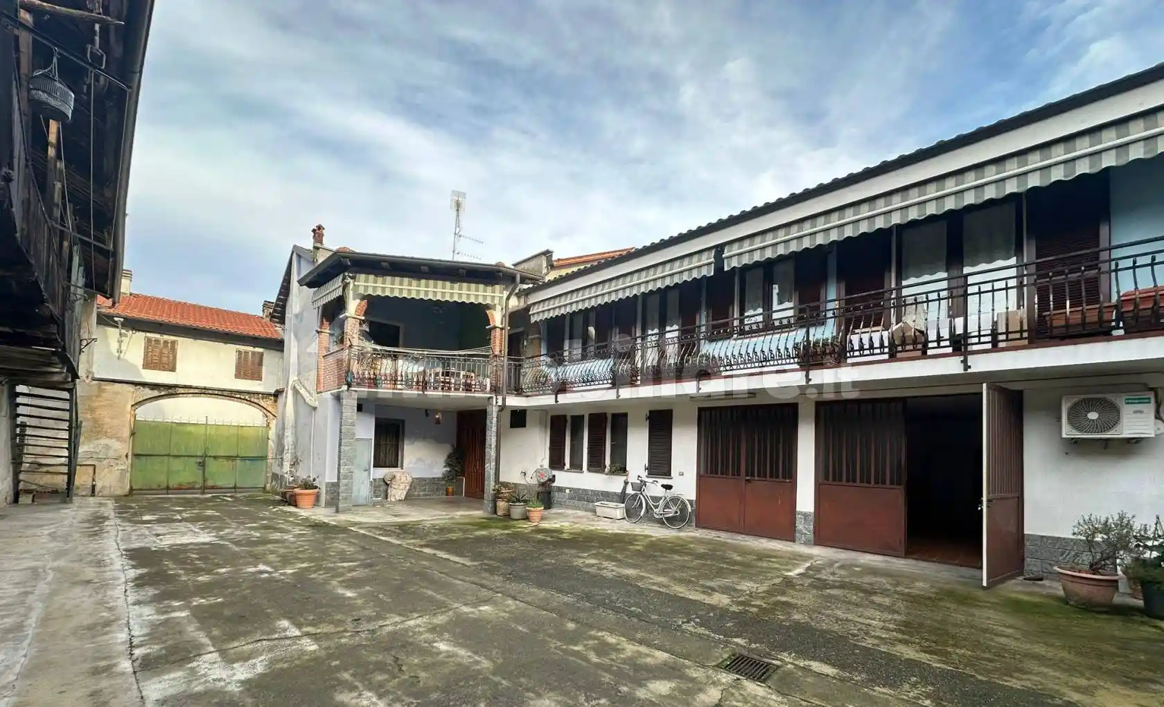 Casa indipendente in vendita a Borgo d'Ale