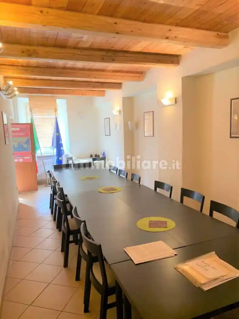 Palazzo - Edificio in Affitto - foto 5