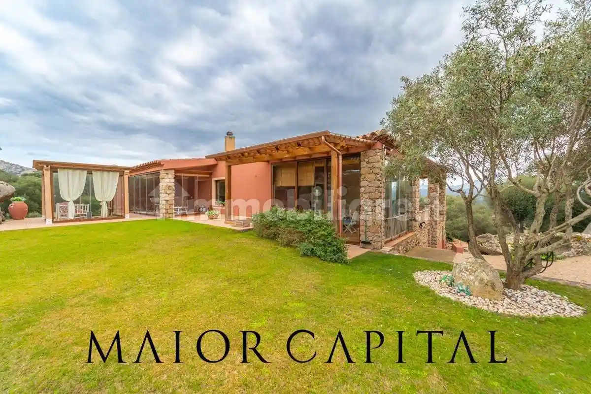 Villa in vendita a Arzachena