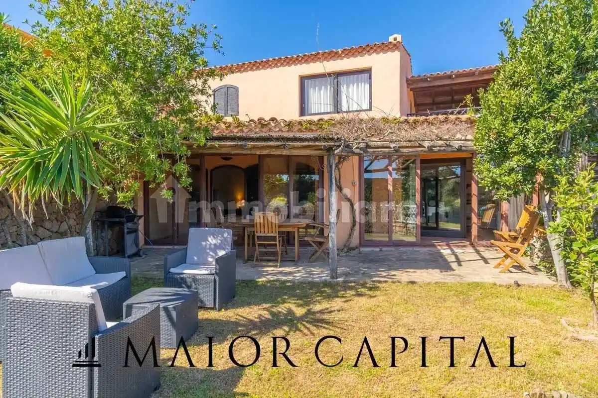 Appartamento in vendita a Arzachena