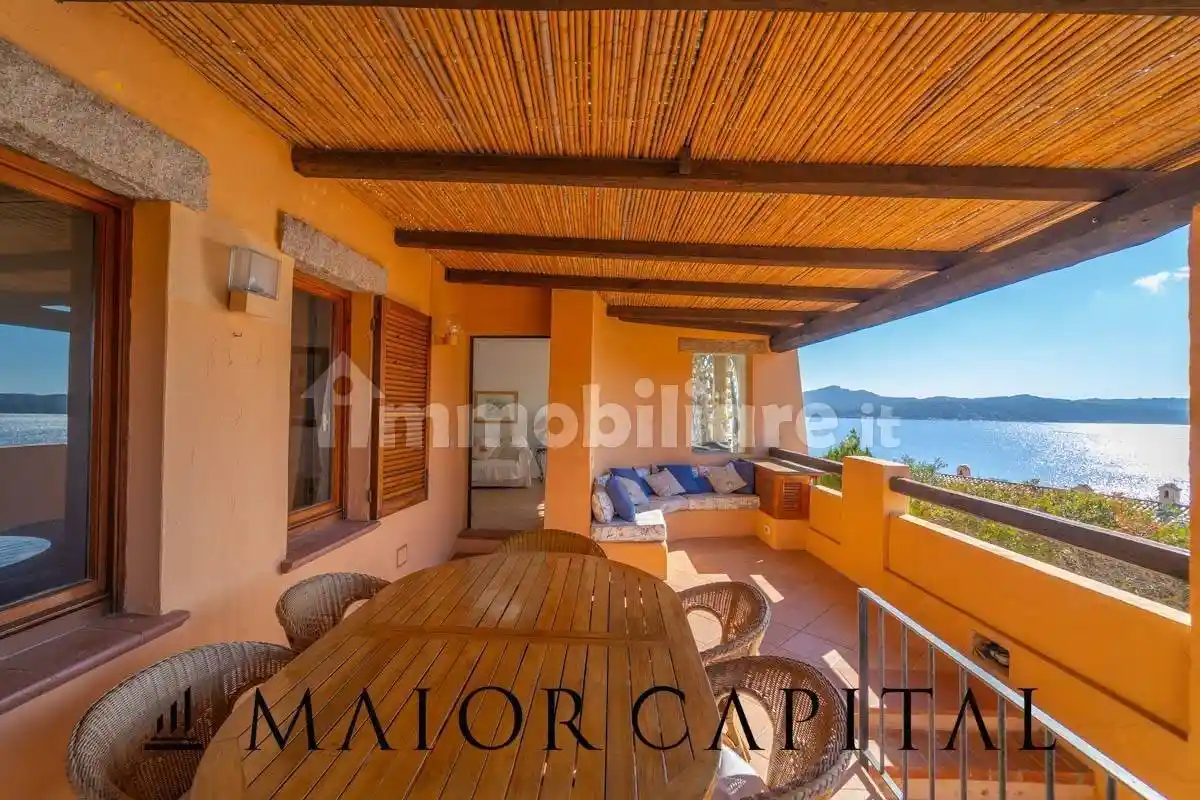 Appartamento in vendita a Arzachena