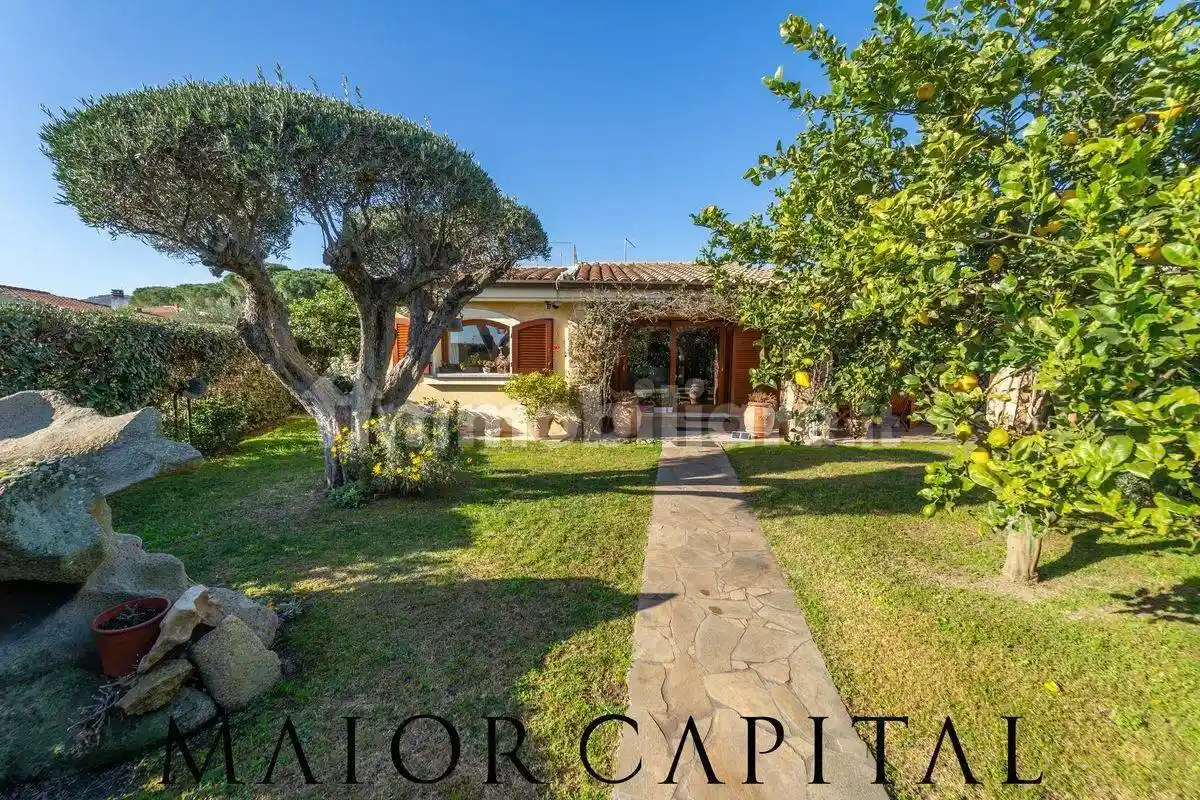 Villa in vendita a Loiri Porto San Paolo