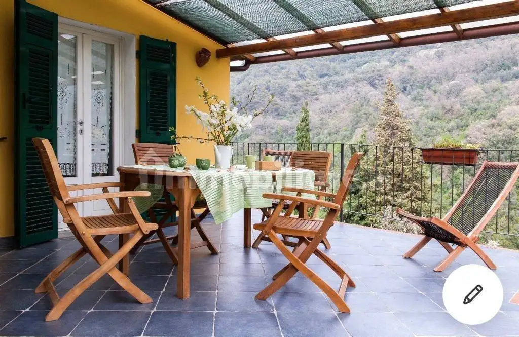 Appartamento in affitto a Lerici