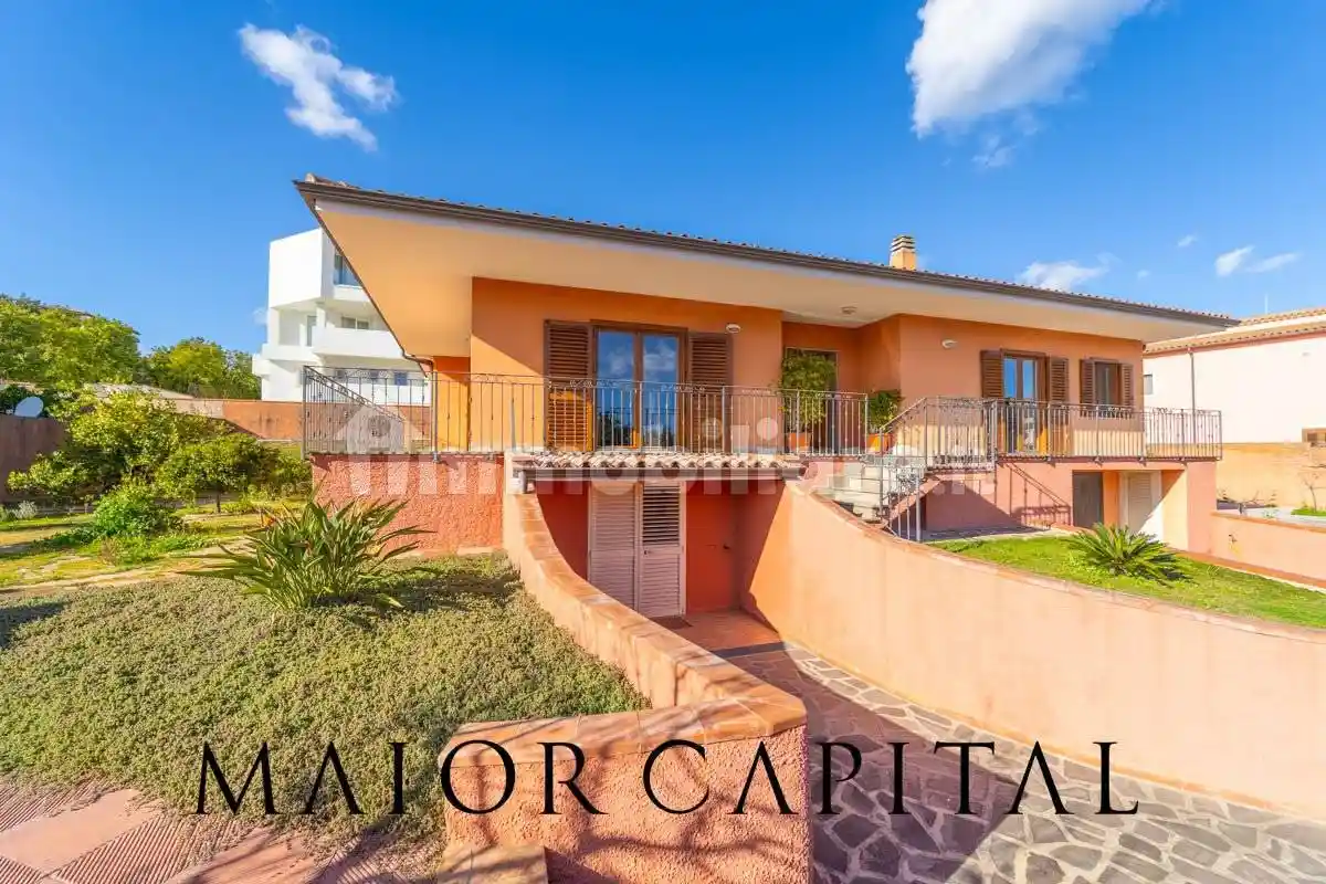 Villa in vendita a Olbia