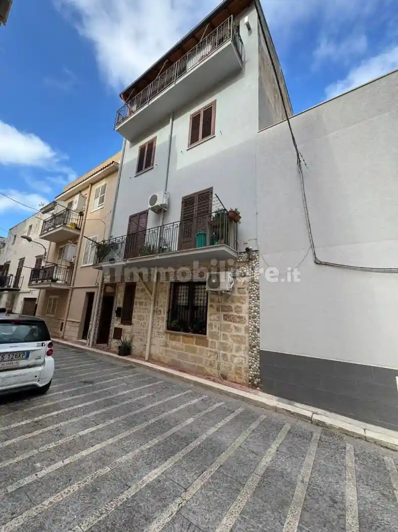 Casa indipendente in vendita a Cinisi