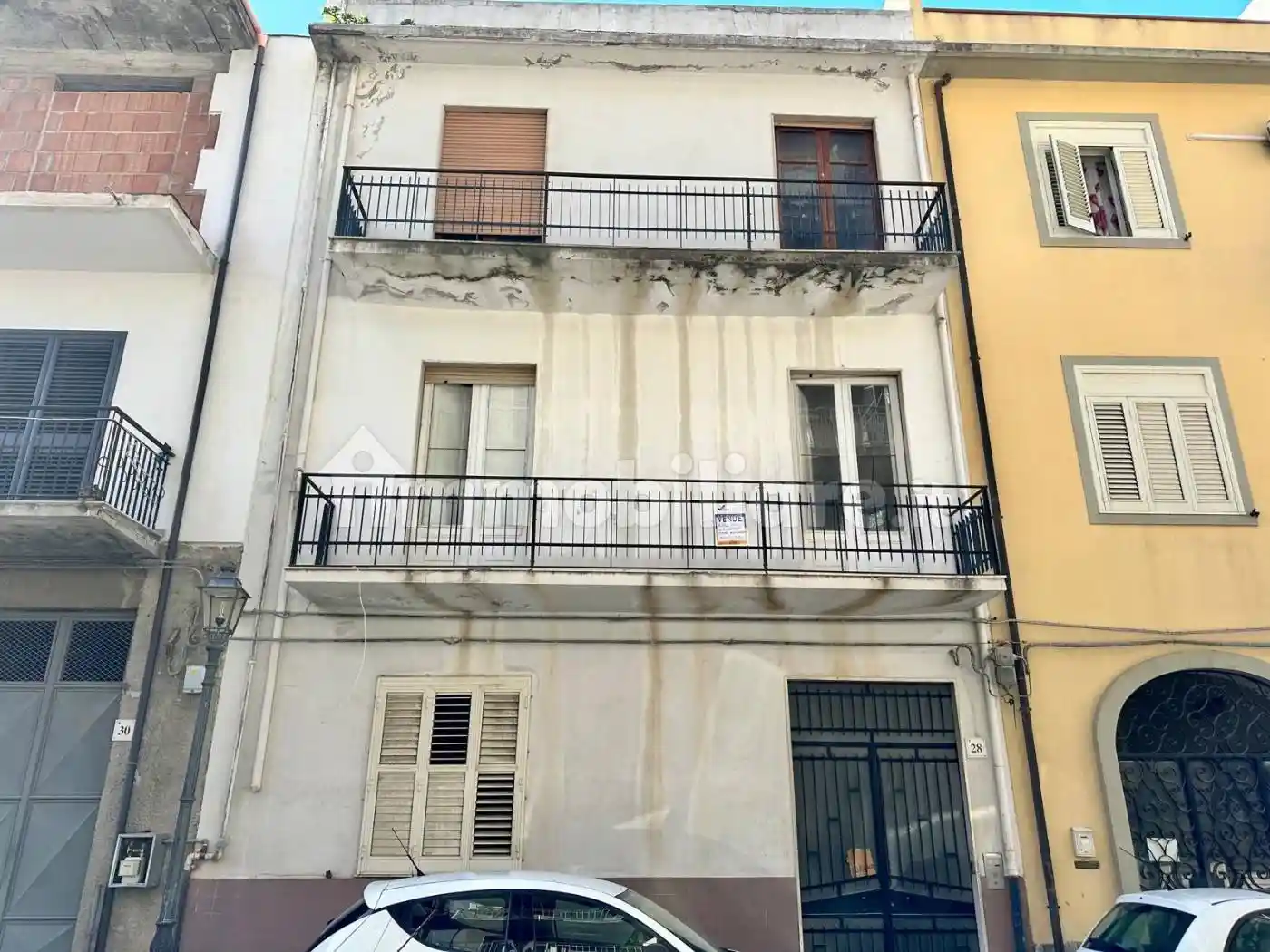 Casa indipendente in vendita a Barcellona Pozzo di Gotto