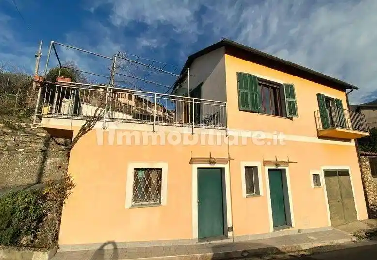 Appartamento in vendita a Borgomaro