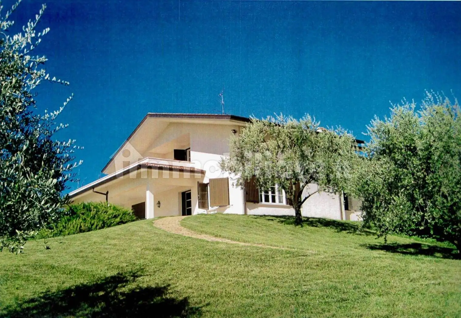 Villa in vendita a Manerba del Garda