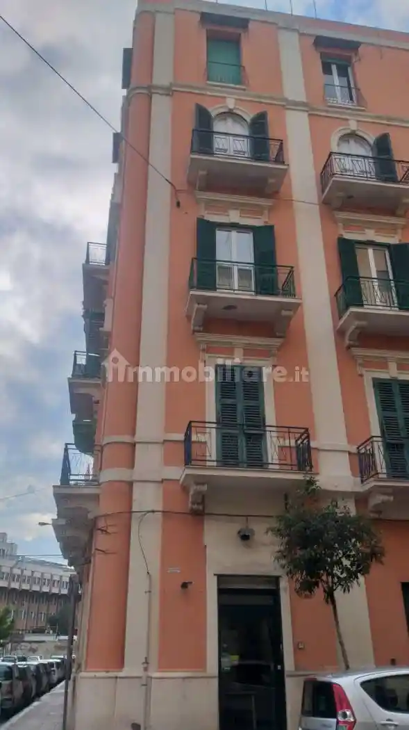 Appartamento in affitto a Taranto