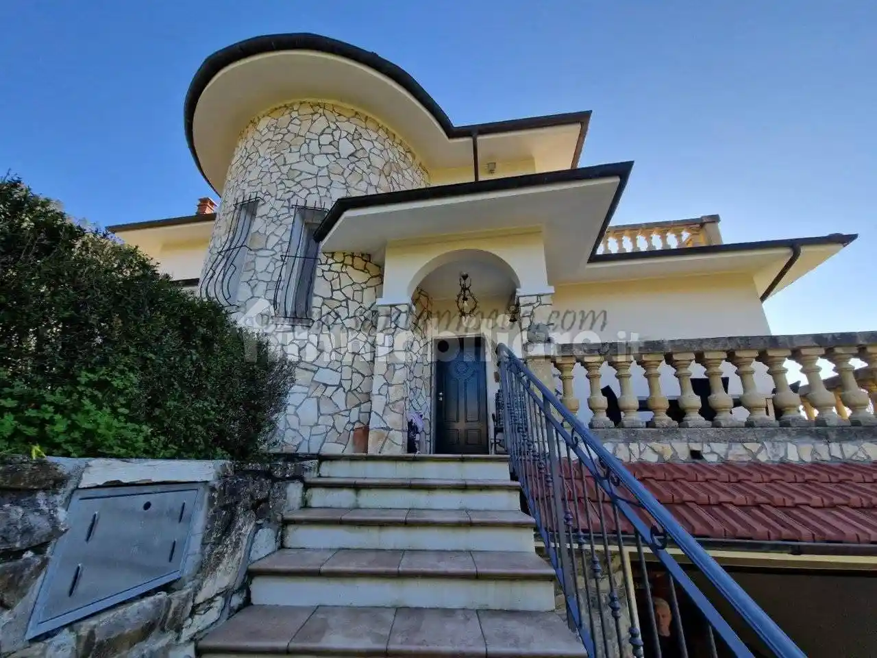 Villa in vendita a Vallecrosia