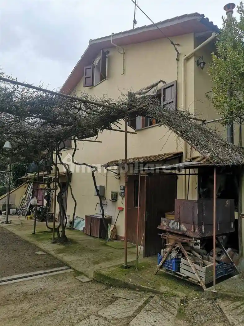 Casa indipendente in vendita a San Giovanni Valdarno