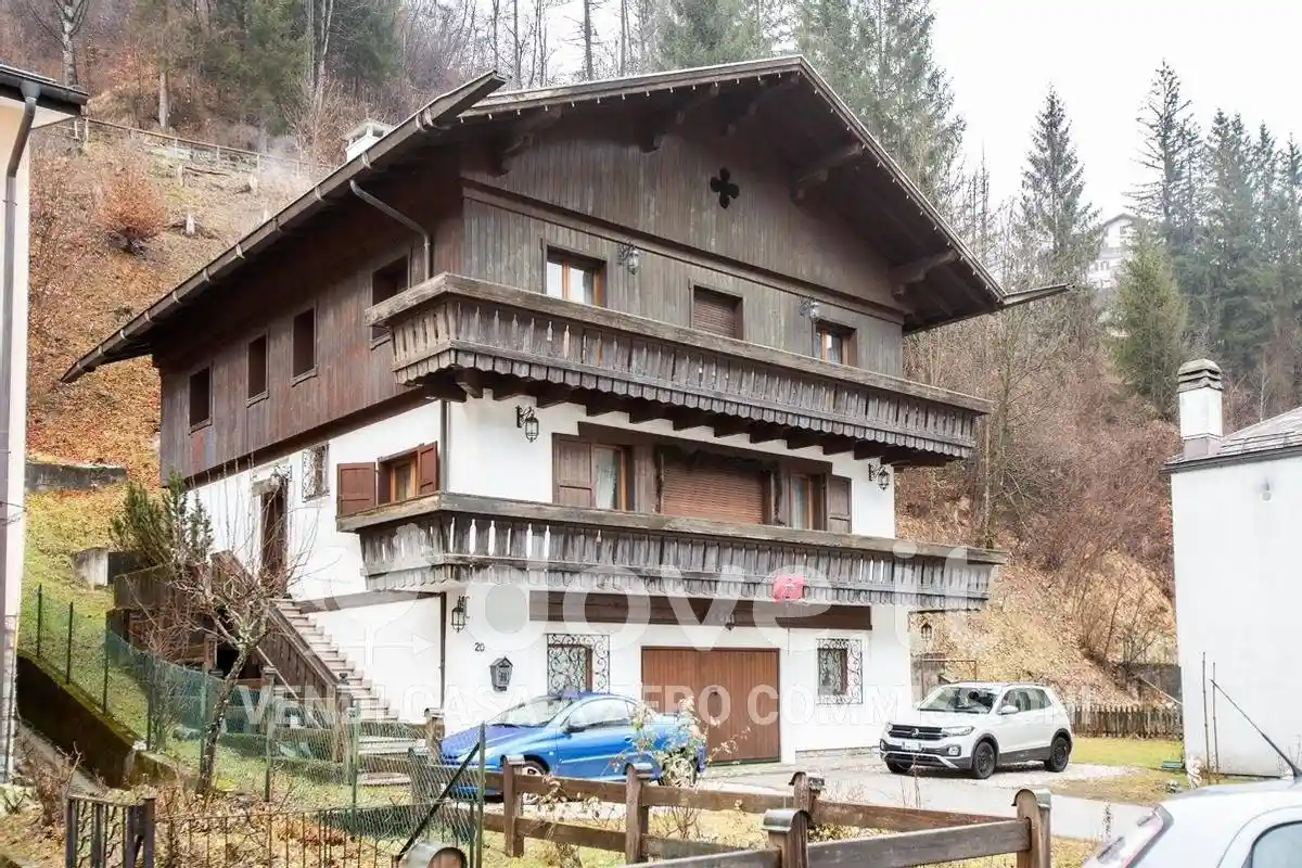 Villa in vendita a Val di Zoldo