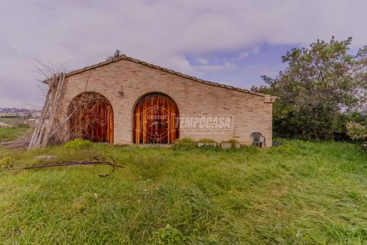 Rustico - Casale in vendita a Morrovalle