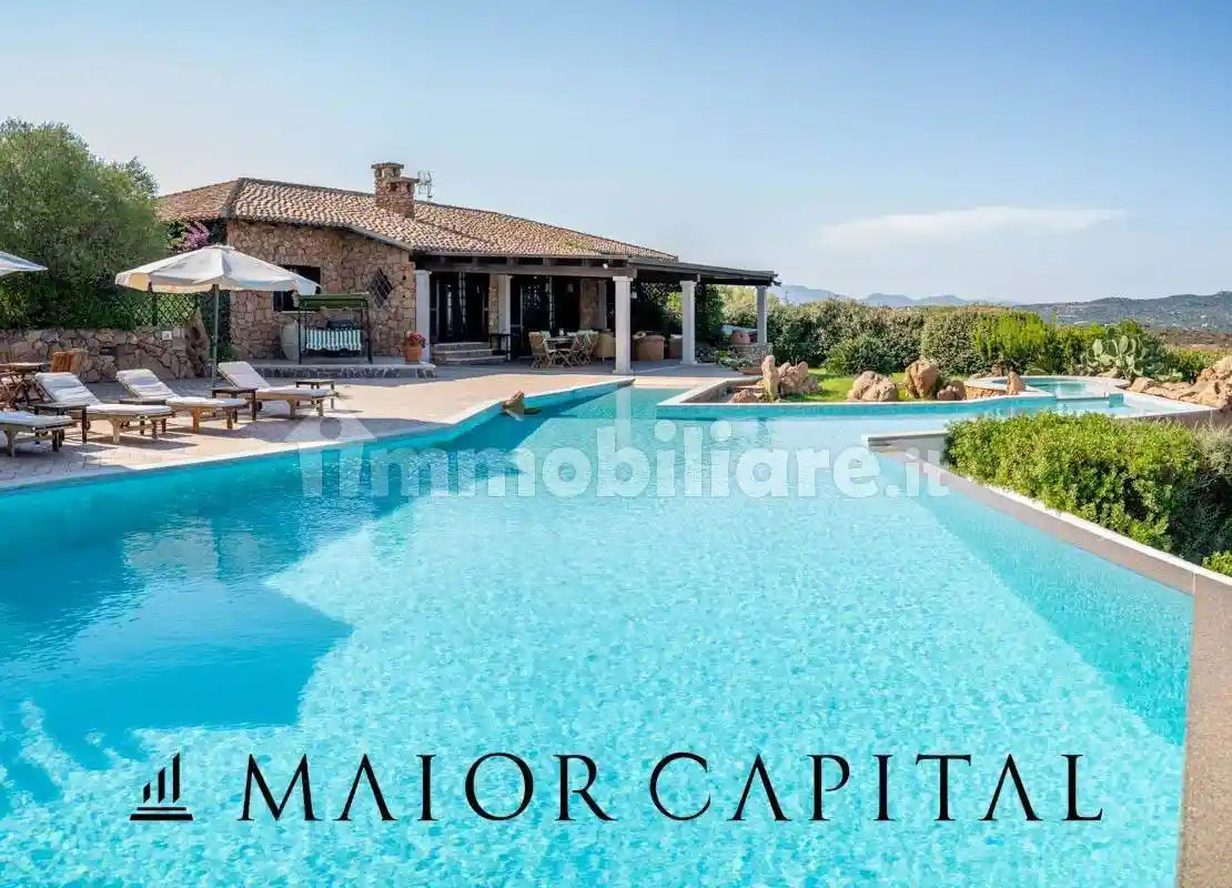 Villa in vendita a Loiri Porto San Paolo